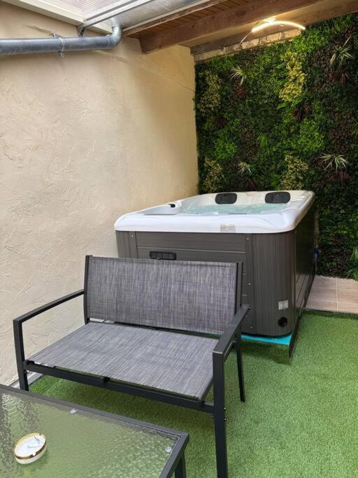 Luxury - Havre De Paix Avec Jacuzzi Prive Bar-le-Duc