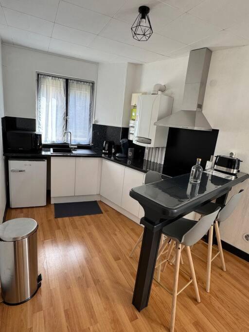Luxury - Havre De Paix Avec Jacuzzi Prive Apartment